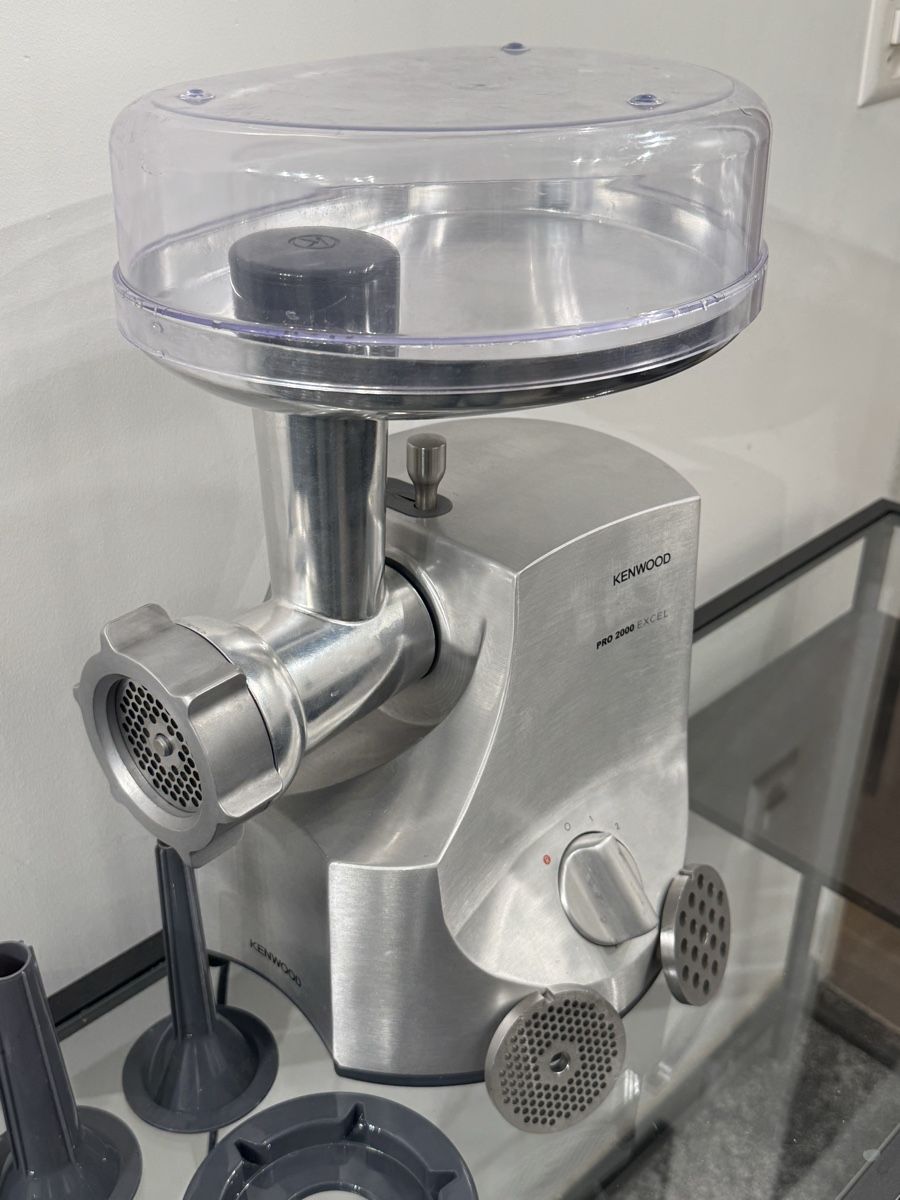 Kenwood Elettrodomestici da cucina: Fleischwolf Kenwood Pro 2000 Excel gebraucht – Usato da Allschwil venduto da Chelsea_16 2