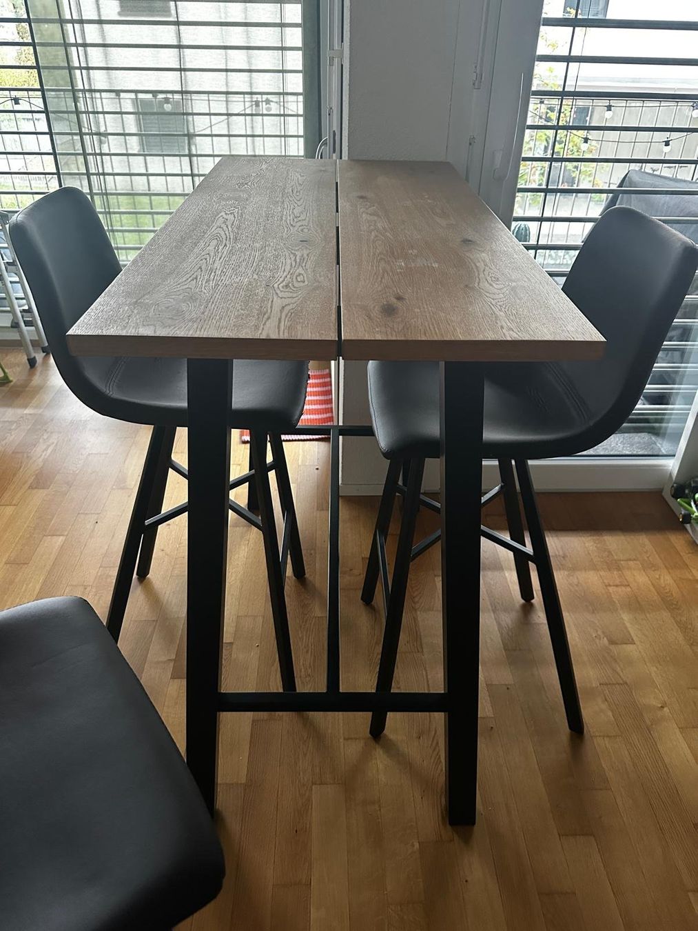 Tavoli: Bartisch (+ 3 gratis Barstühle dazu) – Usato da Winterthur venduto da trinacriana 1