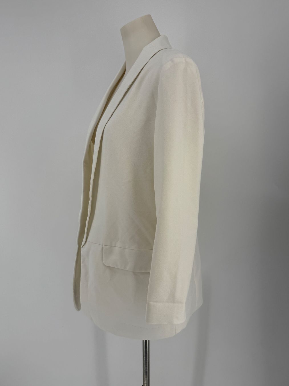 Only Jacken: Only Blazer Gr. 40 – Gebraucht aus Auenstein von moin. 1
