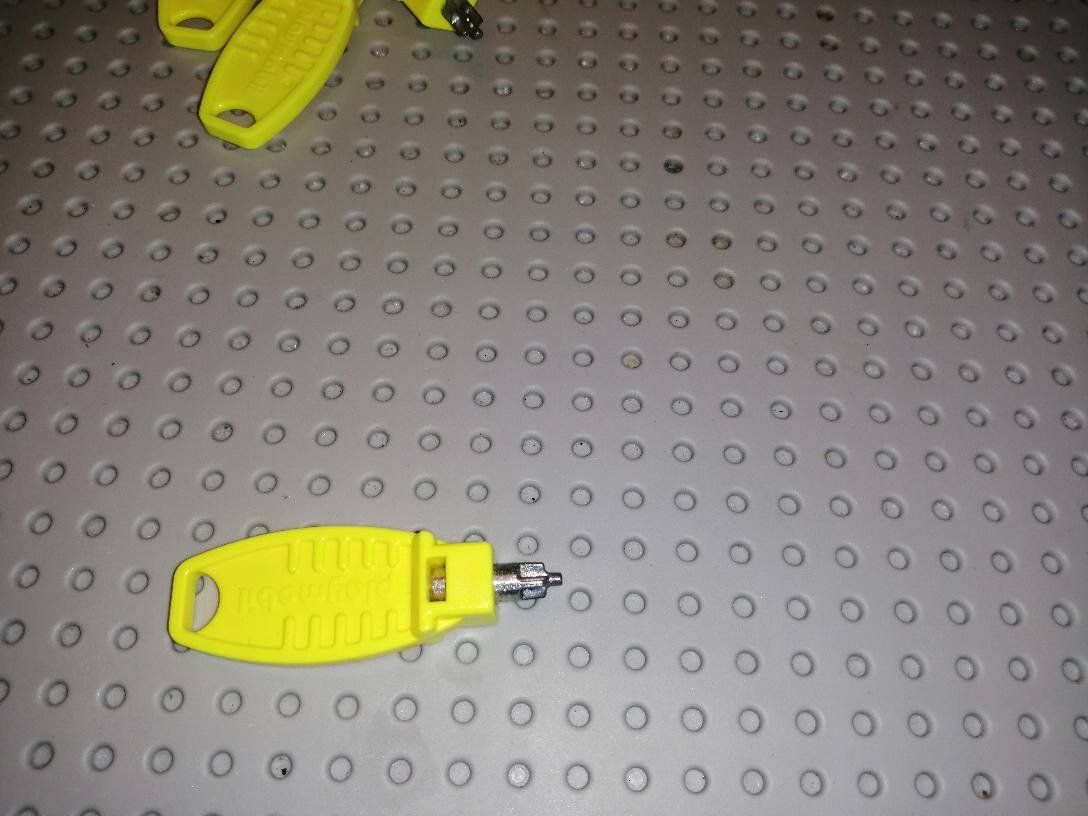 Playmobil Giocattoli: Lot de 7 clés Playmobil – Usato da La Tour de Trême venduto da Startjouet 1