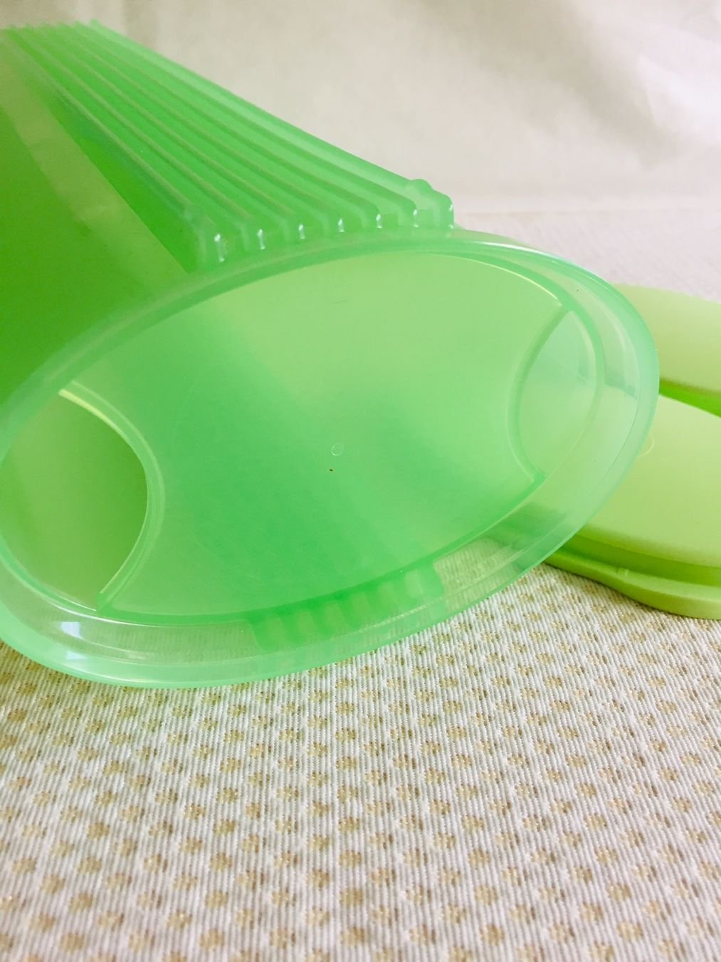 Tupperware Recipients et similaires: Tupperware - Boîte à Spaghetti – D'occasion à Sion par accroshoes 3