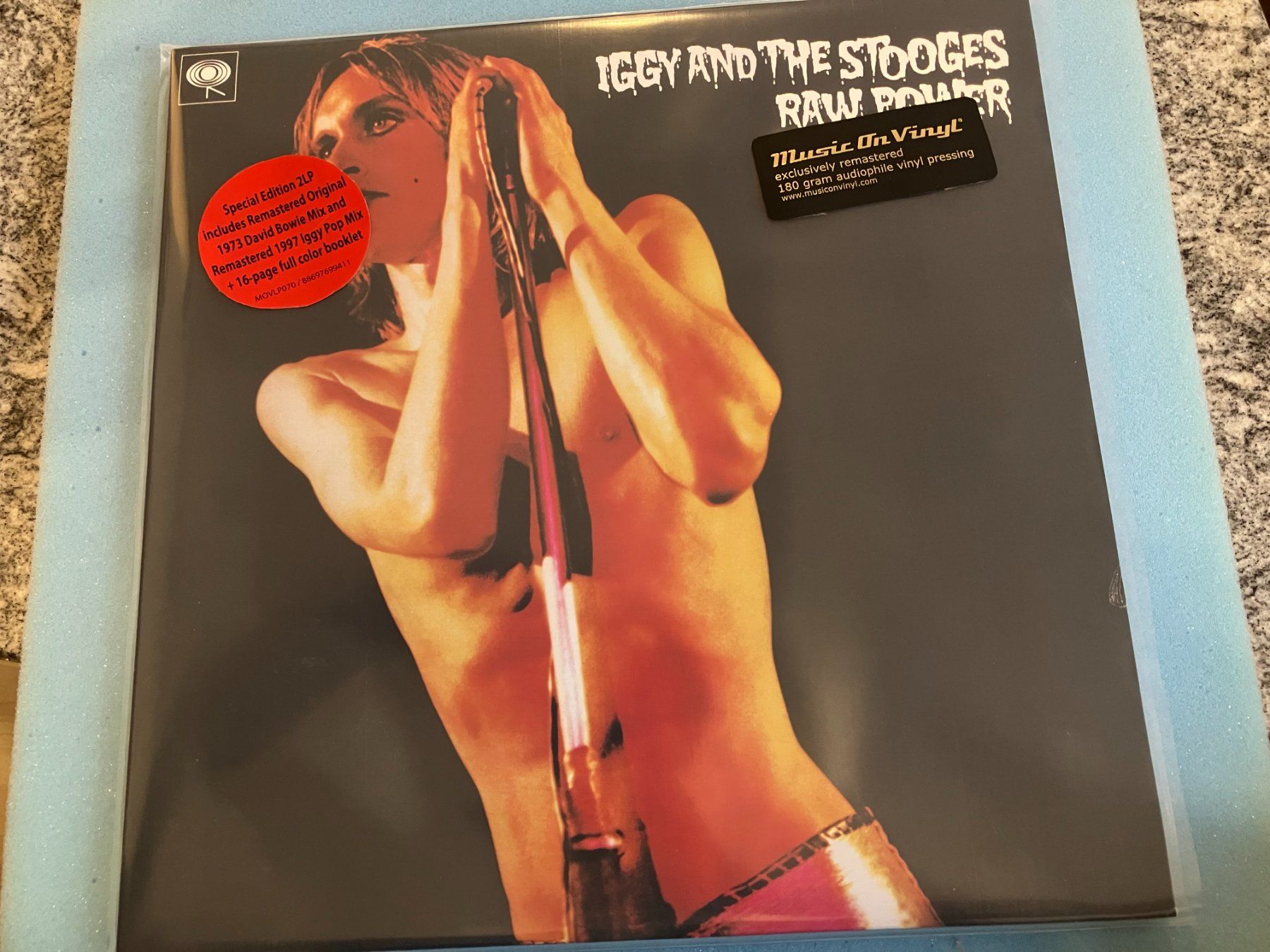 Schallplatten: Iggy And The Stooges – Gebraucht aus Aarwangen von Jukebox3
