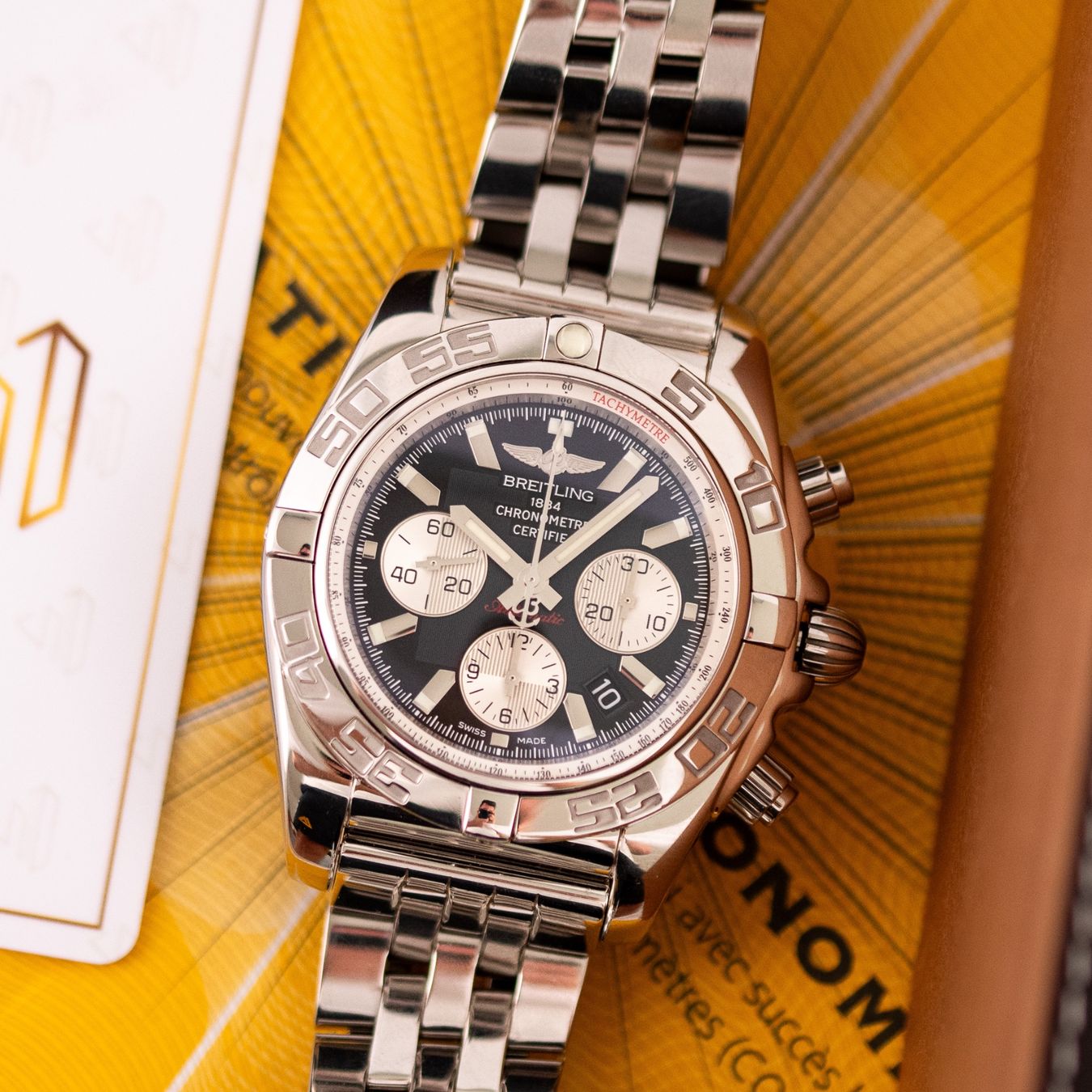 Breitling Orologi: Breitling Chronomat Black Dial/ AB0110/ 2018 / Full Set – Usato da Luzern venduto da PrimeSwissTime 8
