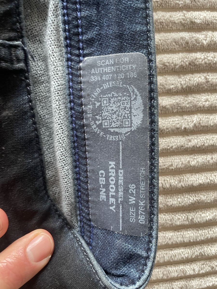 Jeans: Diesel JoggJeans toile enduite – Usato da Pâquier-Montbarry venduto da mir_687p 4