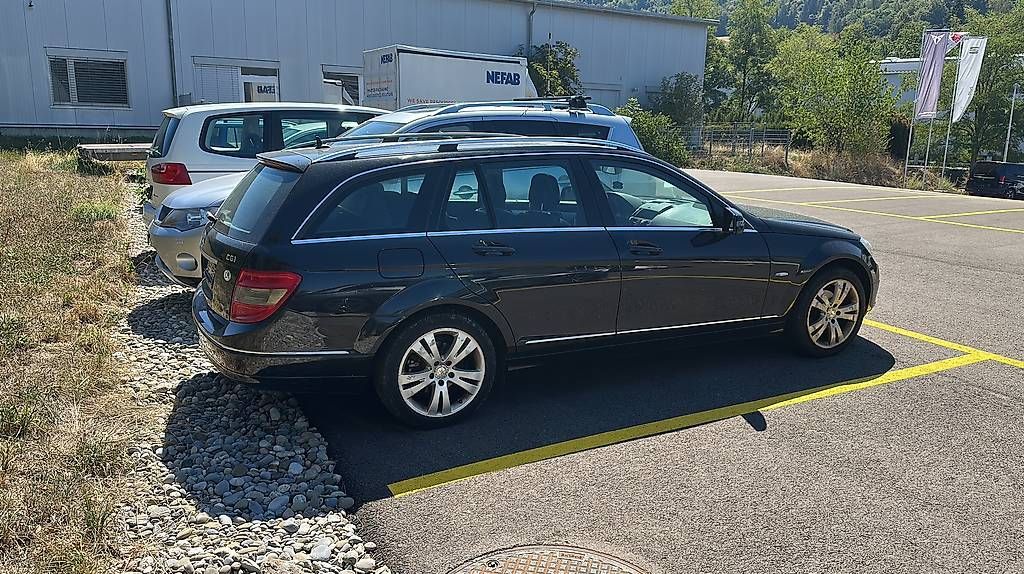 Autos: Mercedes Benz C180 CGI – D'occasion à Lenzburg par lir_h6d9 1