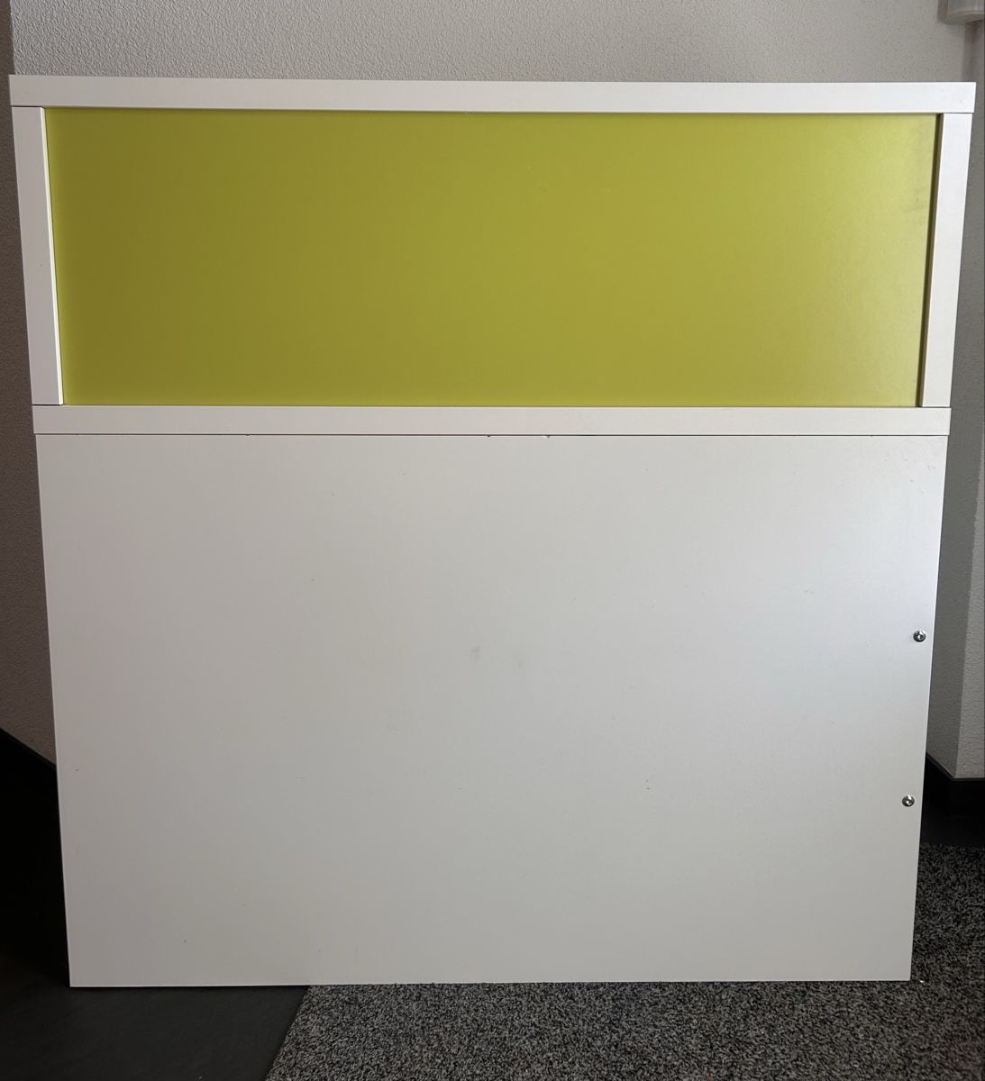 Comodini: FLAXA Kopfteil von IKEA – Usato da Oberengstringen venduto da rag_6fdh 2