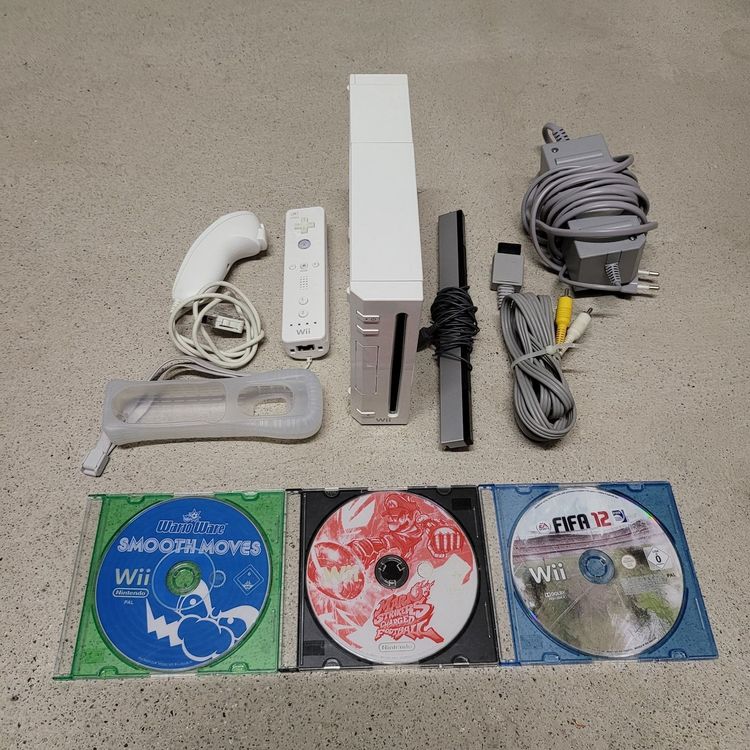 Nintendo Wii Konsole mit 3 Games Kaufen auf Ricardo