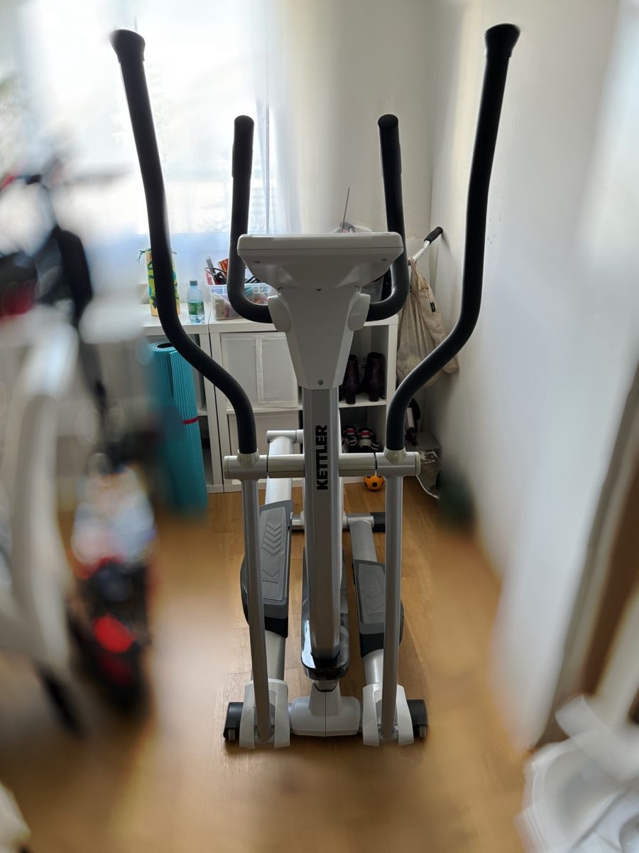Hometrainer: Fitnessgeräte – Usato da volketswil venduto da Sisi521