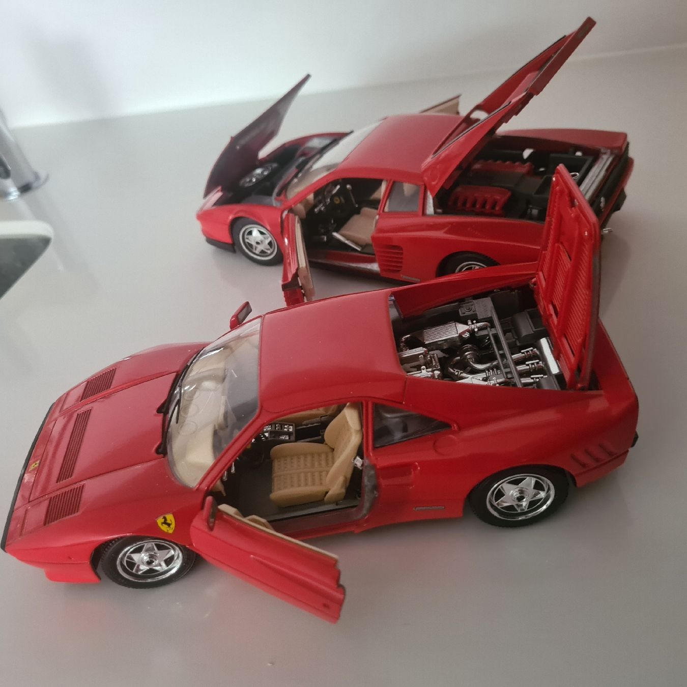 Bburago Modellini d'auto: 2 Ferrari Modell 1/18 – Usato da Steinen venduto da turbogeiss99 3
