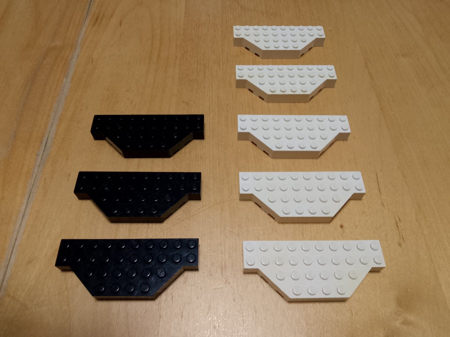 Lego Baukästen: Lego 8 Spezialplatten 4x10x1 – Gebraucht aus Winterthur von Doha20