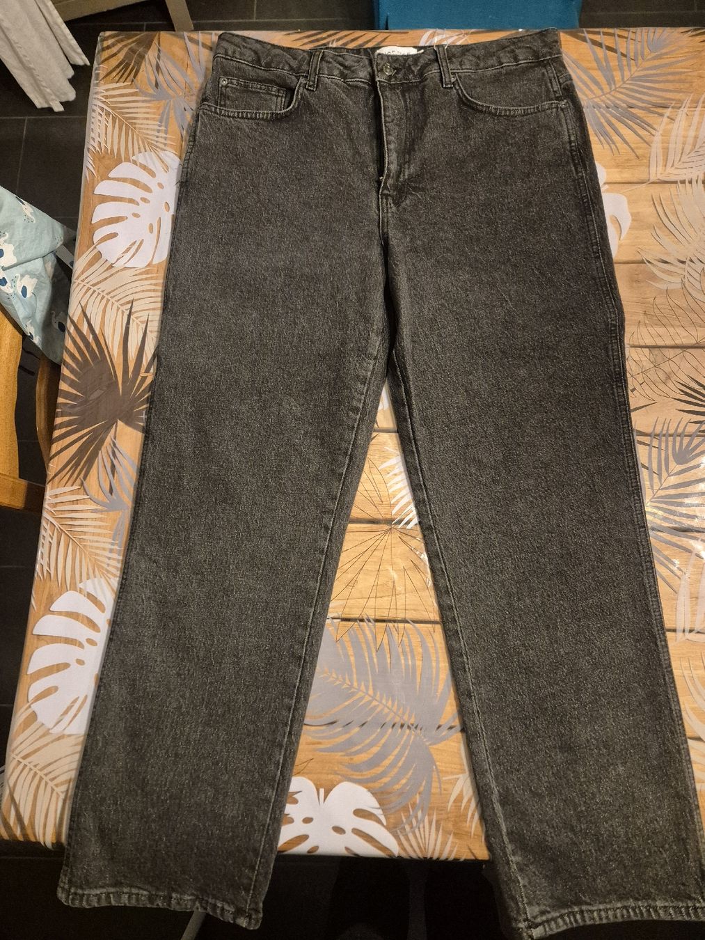 Nafnaf Pantaloni: Pantalon Nafnaf – Nuovo e nell'imballaggio originale da Péry venduto da Jo61