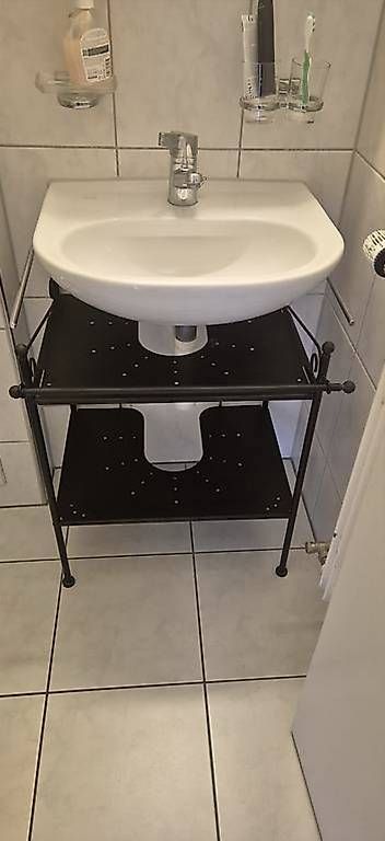 Mobili per bagno: Regal / Waschbeckenunterschrank – Usato da Köniz venduto da Fabmi01