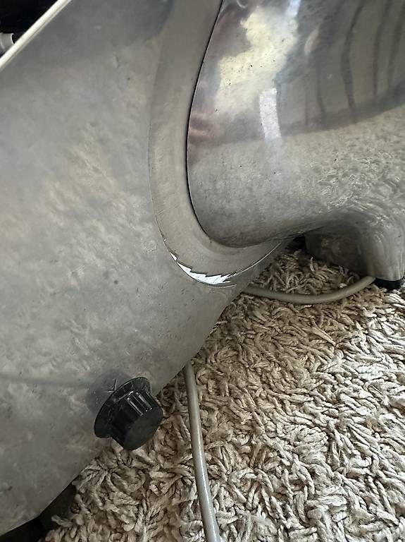 Küchengeräte: Brotschneide Maschine  – Gebraucht aus Schleitheim von eni_m5qb 1