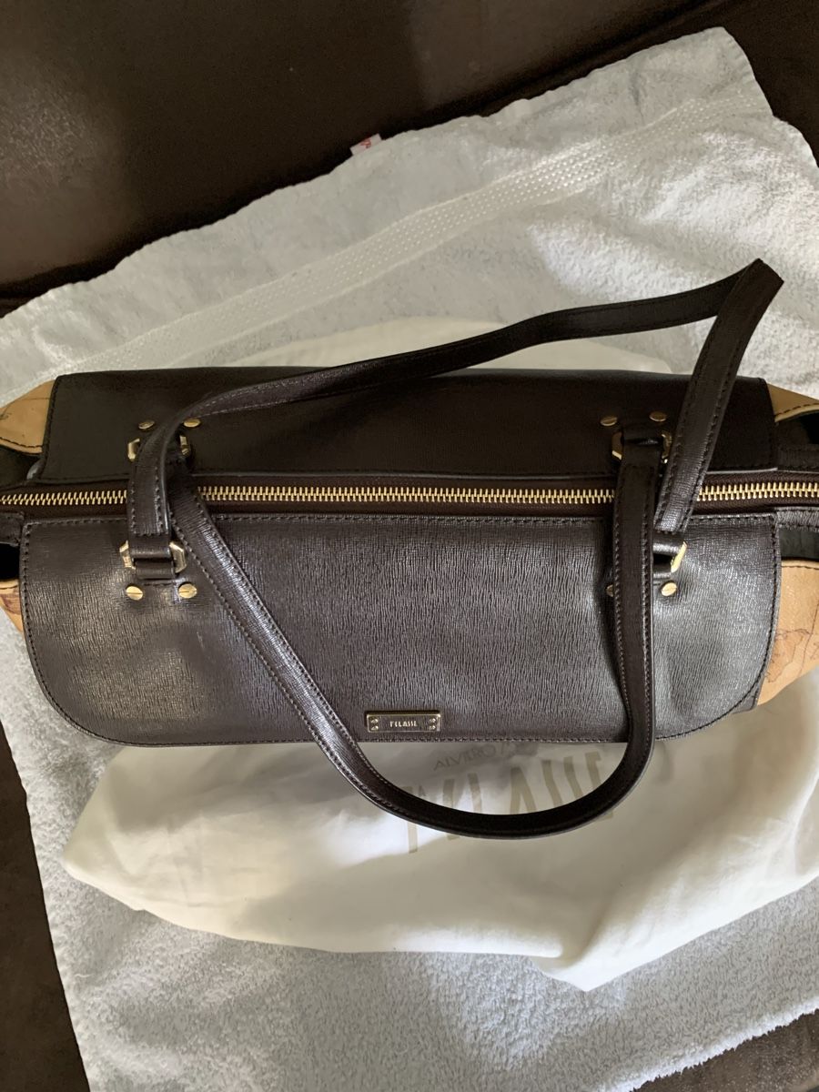 Alviero Martini Taschen für Damen: SOMMERHIT Alviero Martini Tasche – Gebraucht aus Bergdietikon von zor_856j 3