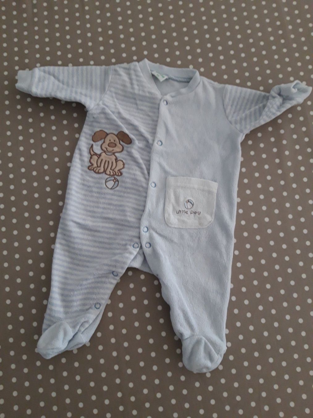 Pyjamas: Babyanzug – D'occasion à Eschlikon TG par inf_v5zp