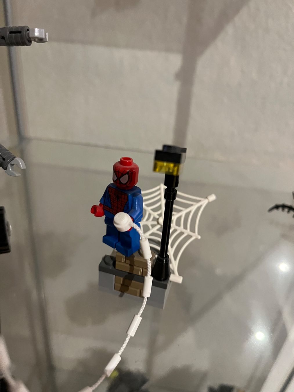 Lego Kit di costruzioni: Lego Spider-Man 76015 – Usato da Basel venduto da Ruemli17 3