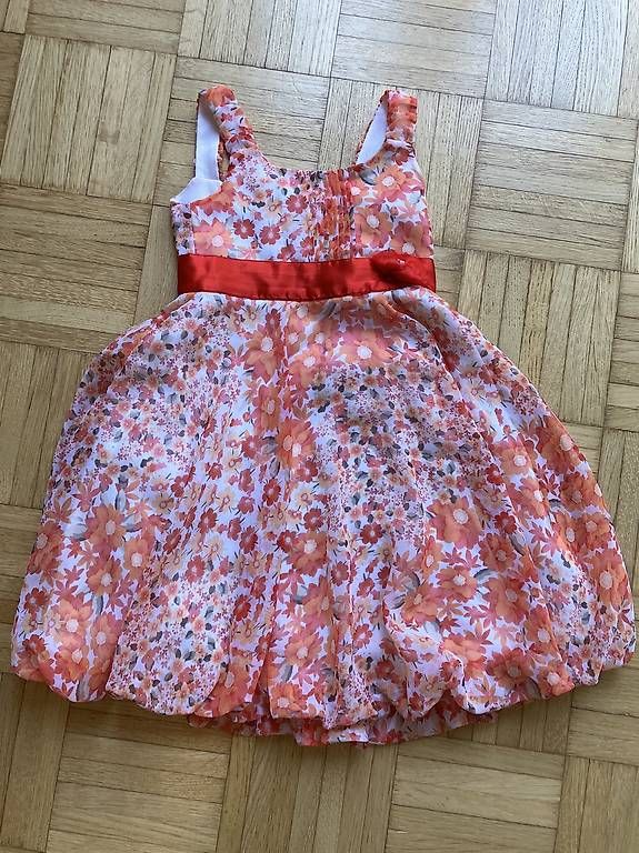 Vestiti & Gonne: Kleid Charles Vögele Gr. 104 – Usato da Zollikon venduto da CorViv