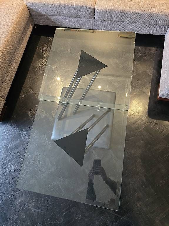 Tische: Design Salon Tisch – Gebraucht aus Studen BE von max_t8g9 3