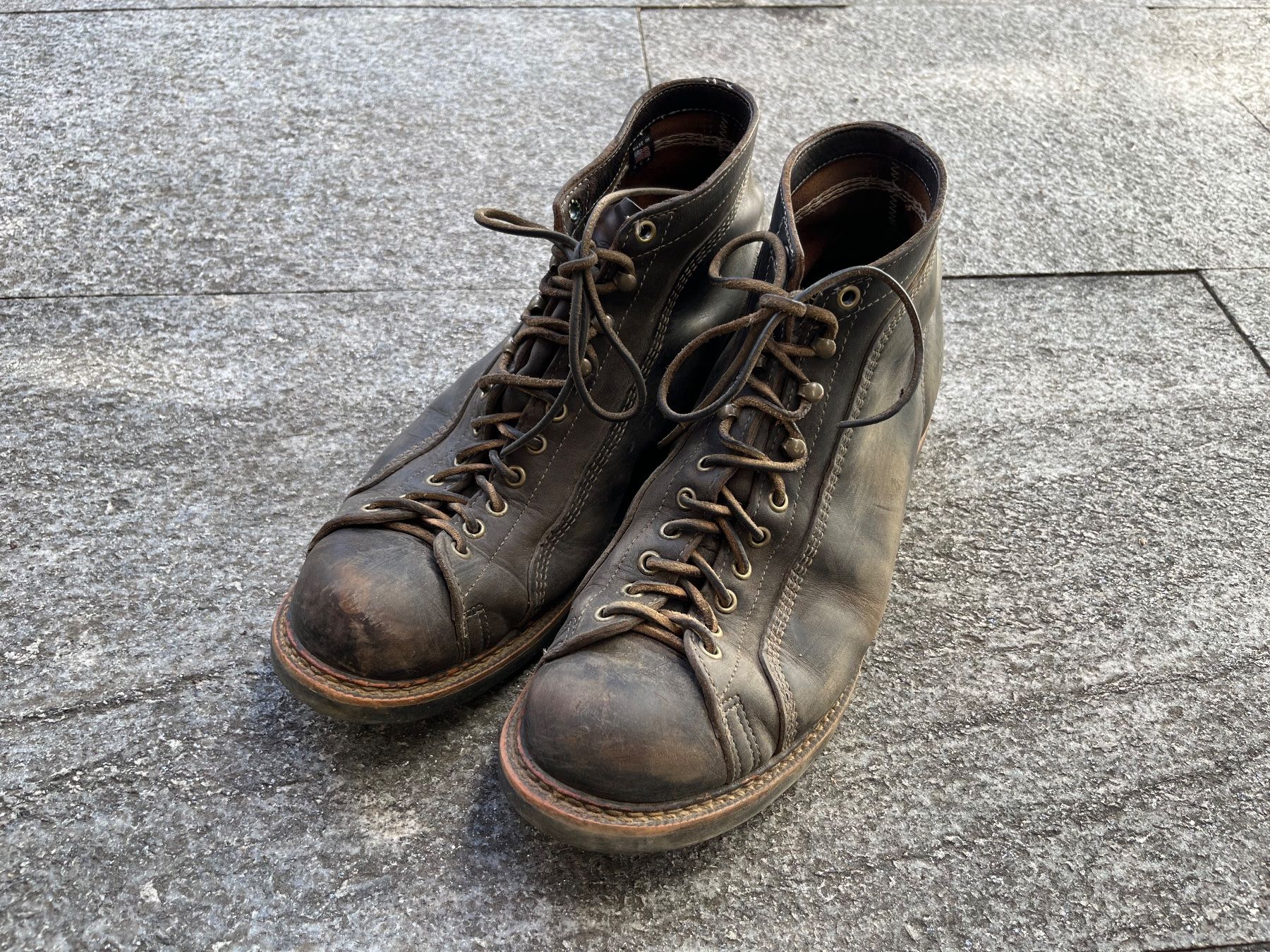 Herrenschuhe: Thorogood Roofer USA Boots – Gebraucht aus Bottmingen von Puffsack