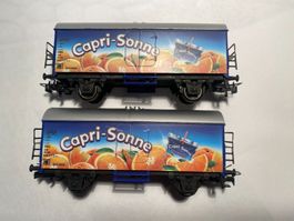 Märklin 2x Kühlwagen CAPRI-SONNE, AC Achsen