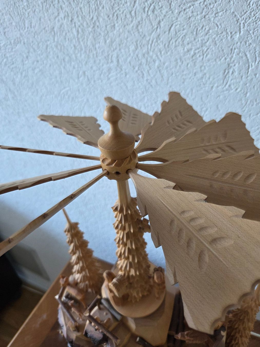 Articoli in legno: Greifensteinpyramide, echte Handarbeit, aus dem Erzgebirge – Usato da Tann venduto da WiesnDiesl 3