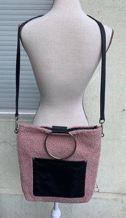 Super fun sac cabas bouclé teddy BERGÉ made in Italy