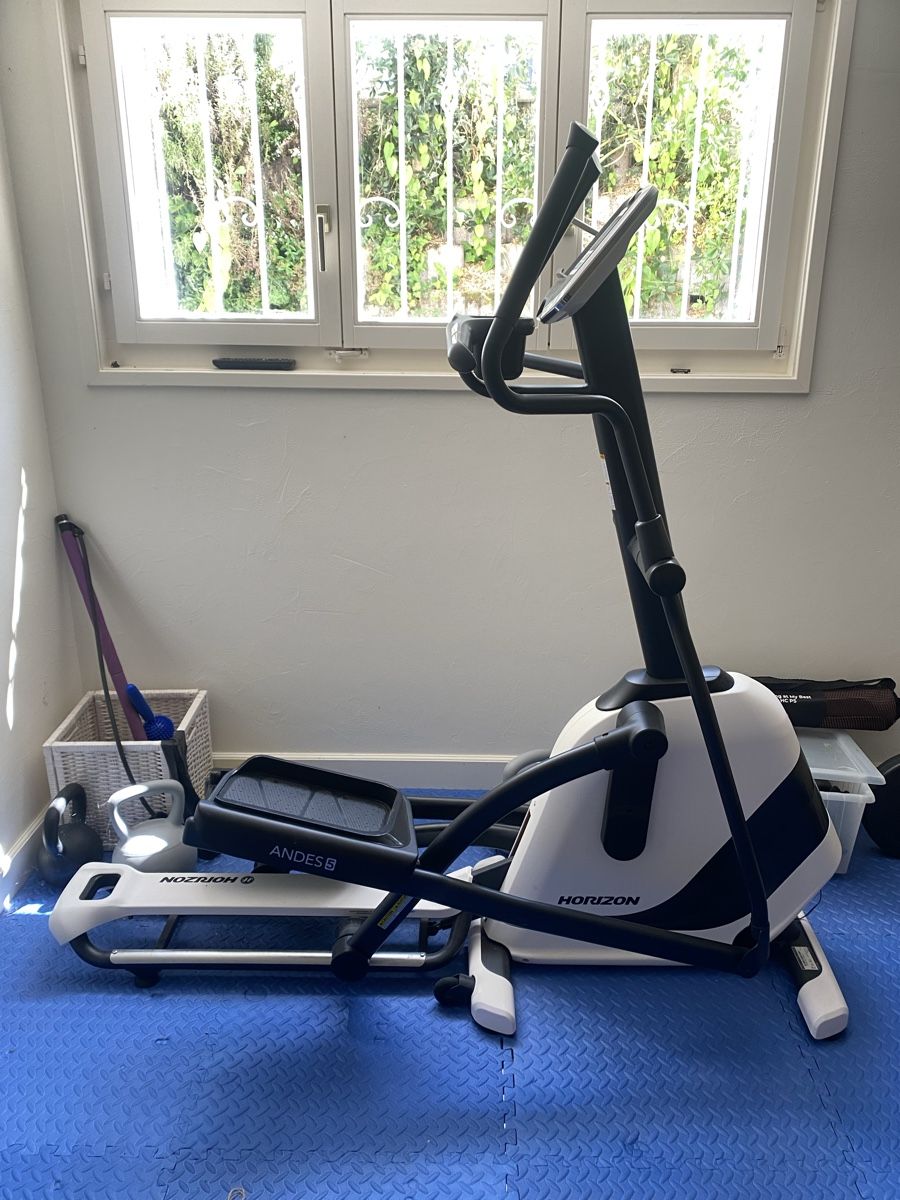 Hometrainer: Horizon Andes 5 Elliptical - Excellent condition! – Usato da Prangins venduto da melodeonman