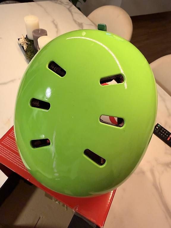 Caschi: RED Skihelm / Snowboardhelm Trace Kinder Grösse M – Usato da Binningen venduto da stu_mb7k 1