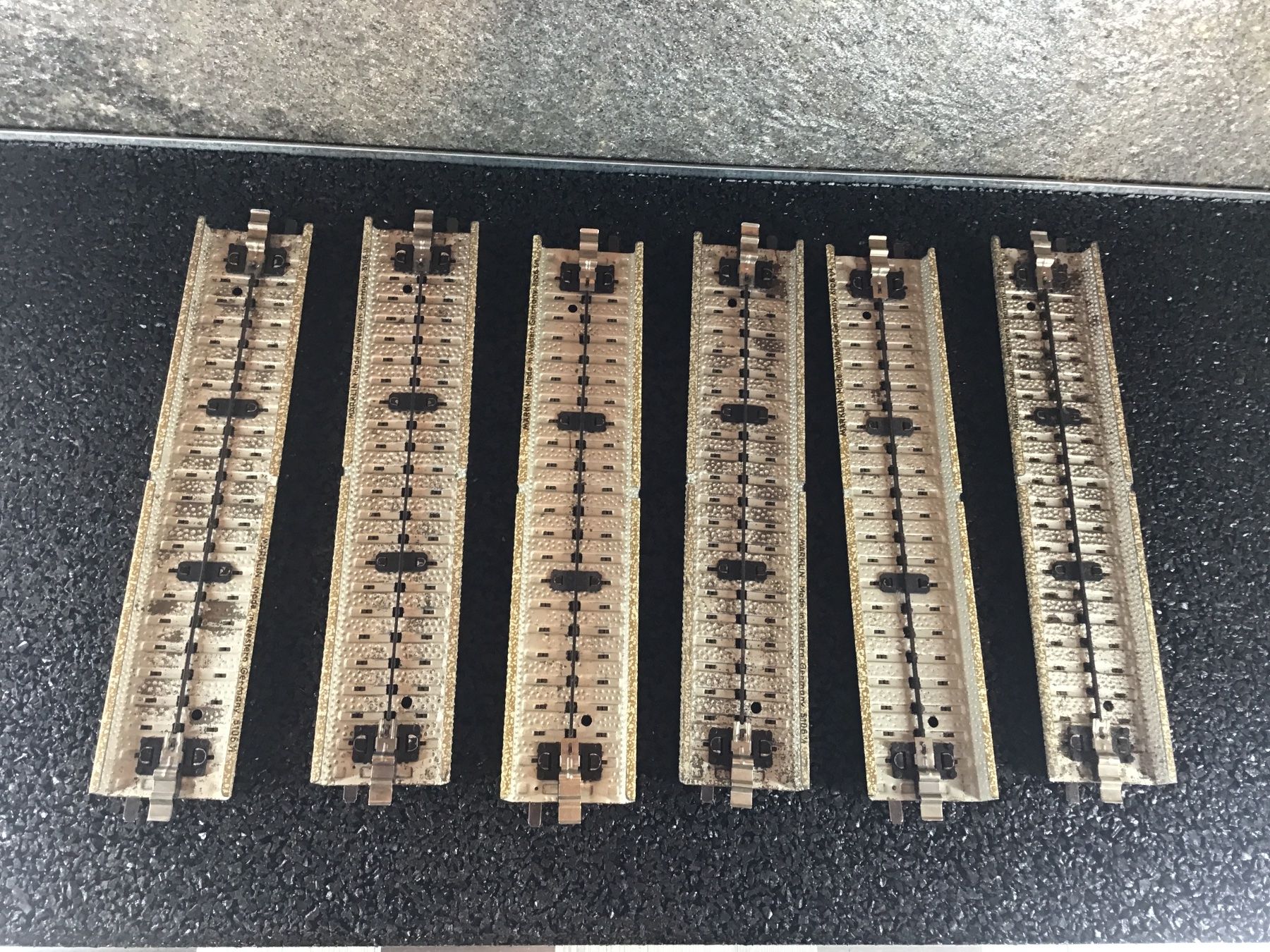 Märklin Modellini di ferrovie: MÄRKLIN GELEISE H0 5106 – Usato da Männedorf venduto da Spezial-Modelle