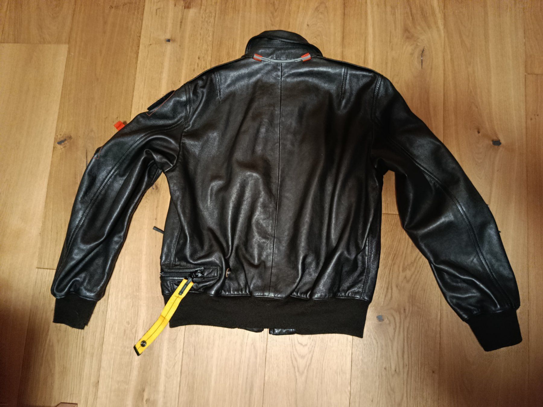 Parajumpers Giacche: braune  Lederjacke von Parajumpers – Usato da Unterägeri venduto da rockundco 1