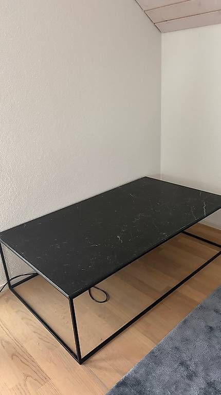 Tische: Massiver Marmortisch – Gebraucht aus Regensdorf von lhyseni 1