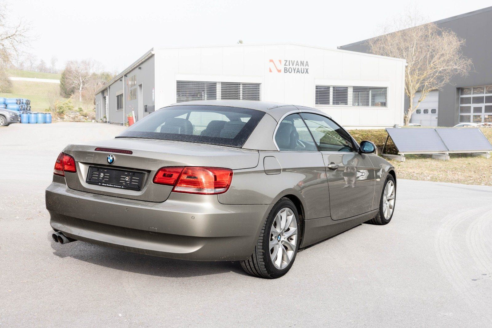 BMW Autos: BMW 325i cabrio – Gebraucht aus Vevey von dar_jk9w 3
