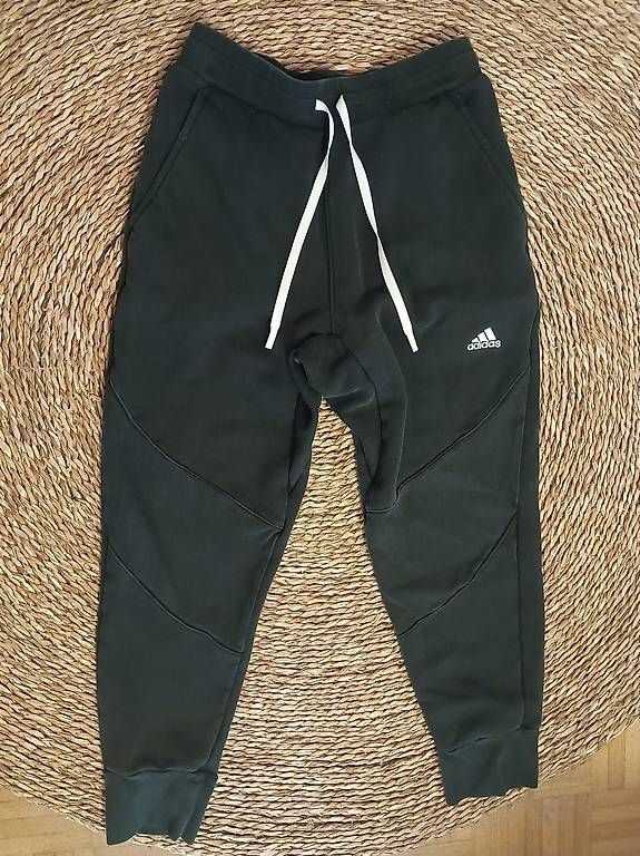 Adidas Pantaloni: Trainerhose von Adidas – Usato da Zürich venduto da Melianea