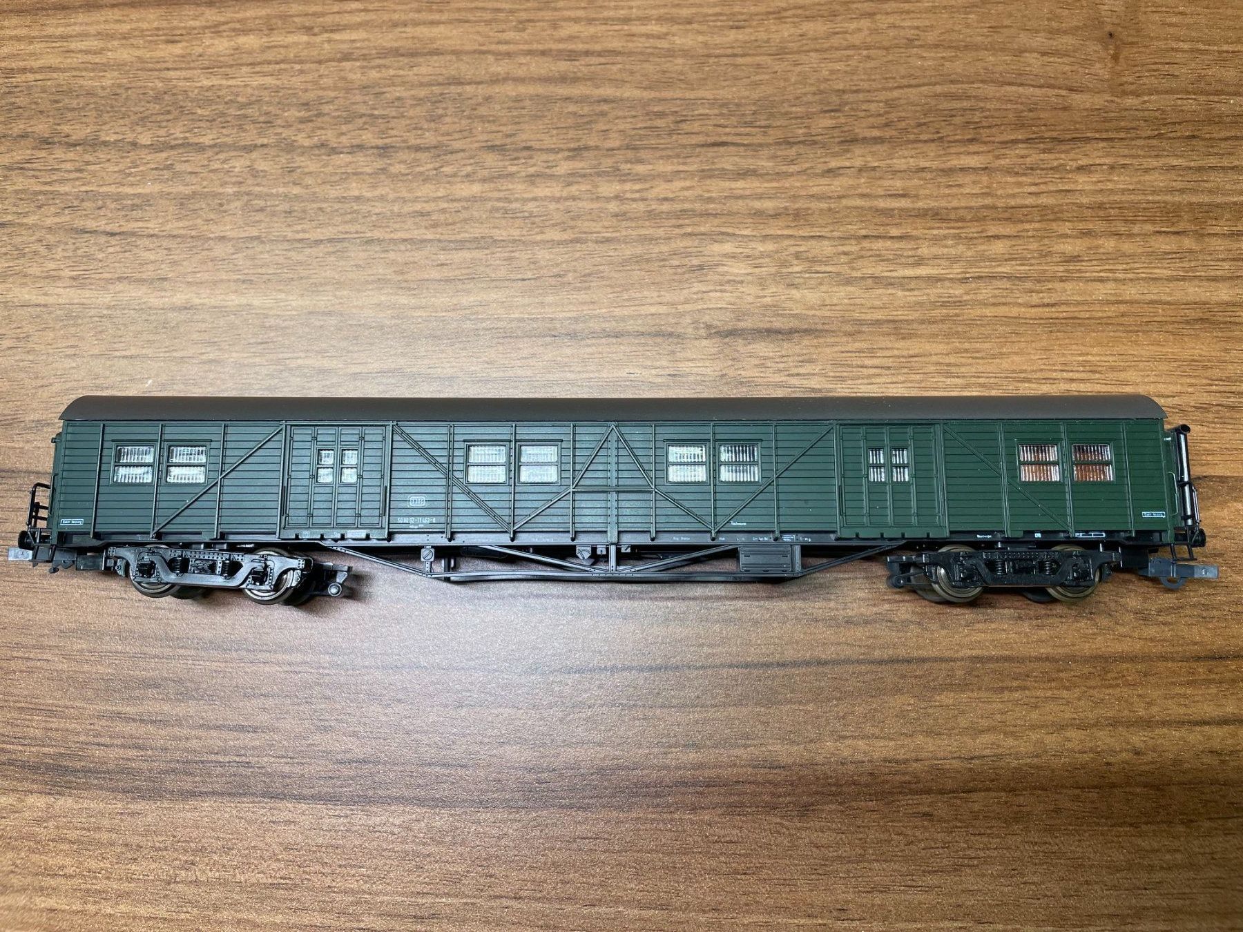Roco Trains électriques: Roco Behelfspackwagen DB in DC – D'occasion à Villmergen par Mfritz