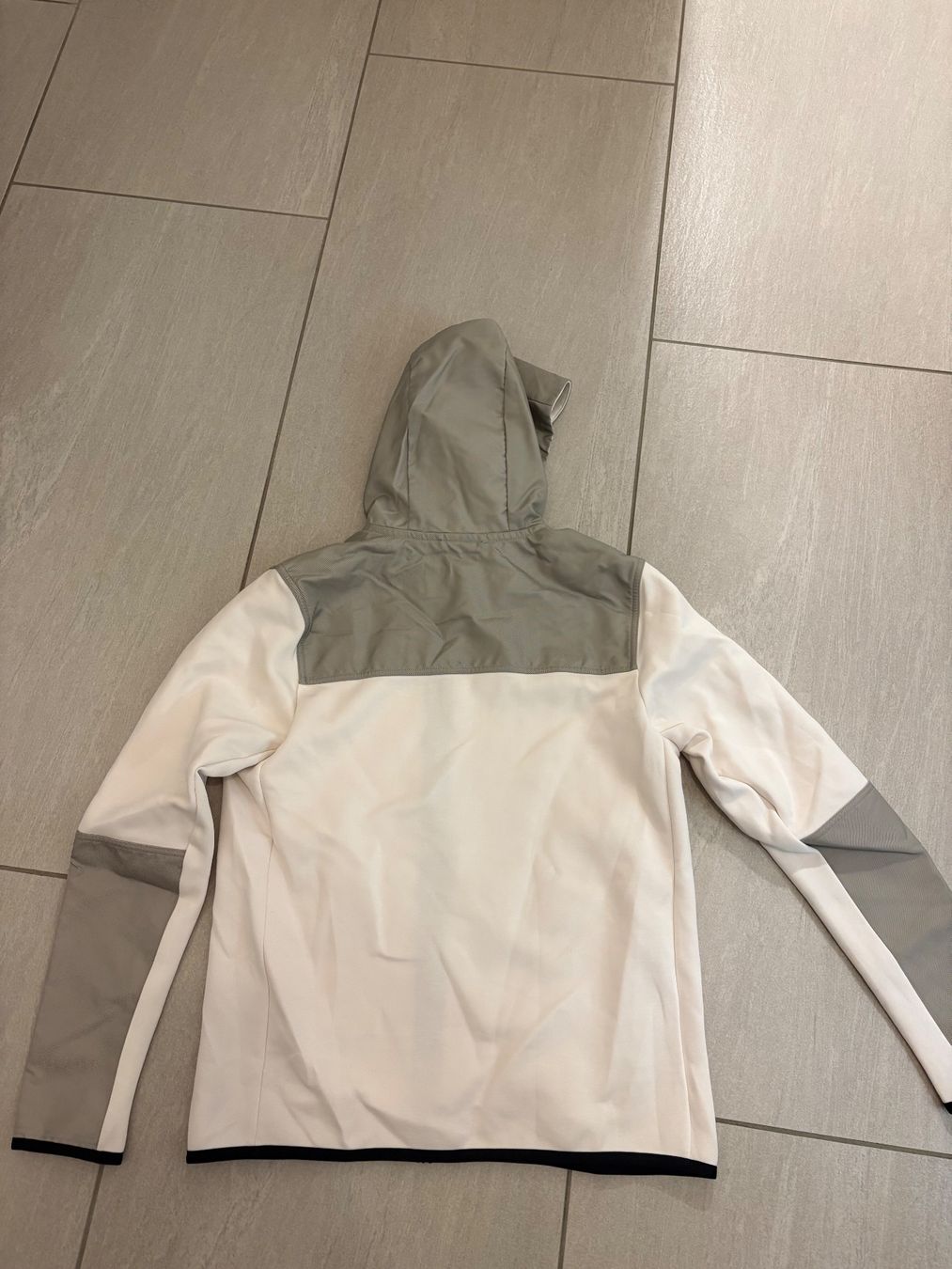 Nike Jacken: Nike Tech Zip Hoodie Winterized - M – Gebraucht aus Rothrist von topan01 1