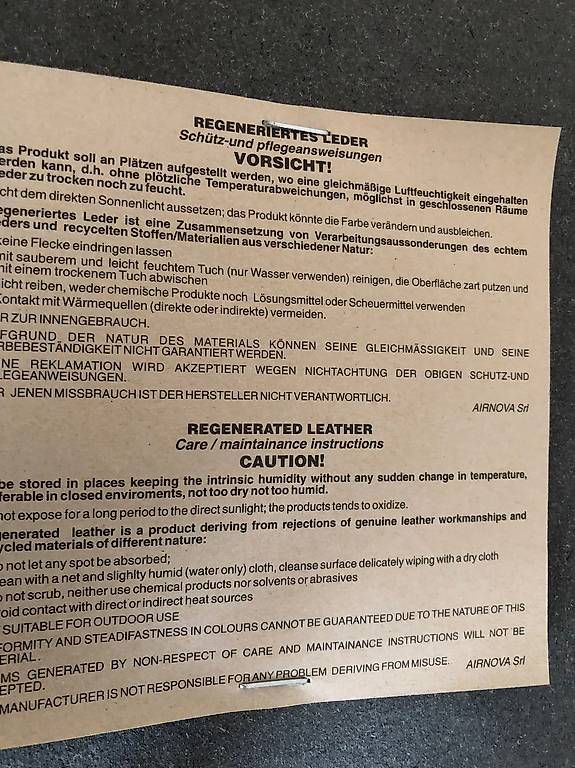 Tavoli: Glastisch / Esstisch mit passenden Stühlen  . – Usato da Volketswil venduto da Ahot 3