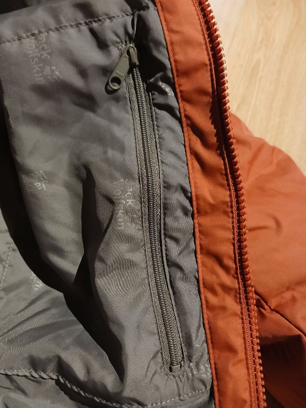 Jack Wolfskin Jacken: Cosy rarely worn rust Jack Wolfskin Down Jacket F Size S – Neu (gemäss Beschreibung) aus Turbenthal von viw_48fr 4