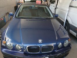 BMW 316 ti capot