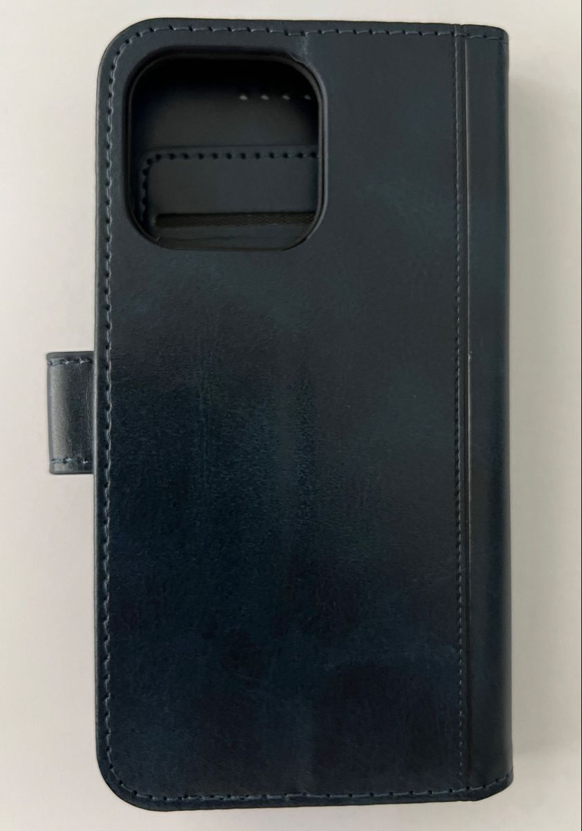 Apple Portables: Schutzhülle für iPhone 13 Pro. – Neuf avec emballage d'origine à Muotathal par Hypolit 1