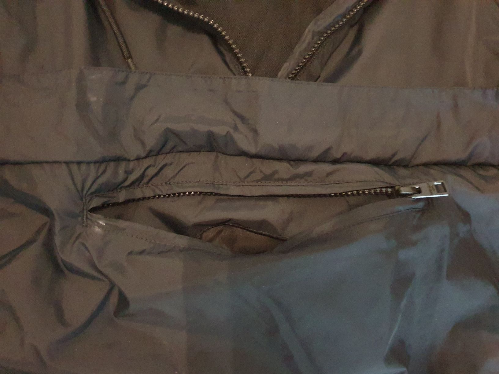 Calvin Klein Giacche: Leichte Regenjacke von Calvin Klein – Nuovo (secondo la descrizione) da Wettingen venduto da __Dom__ 4