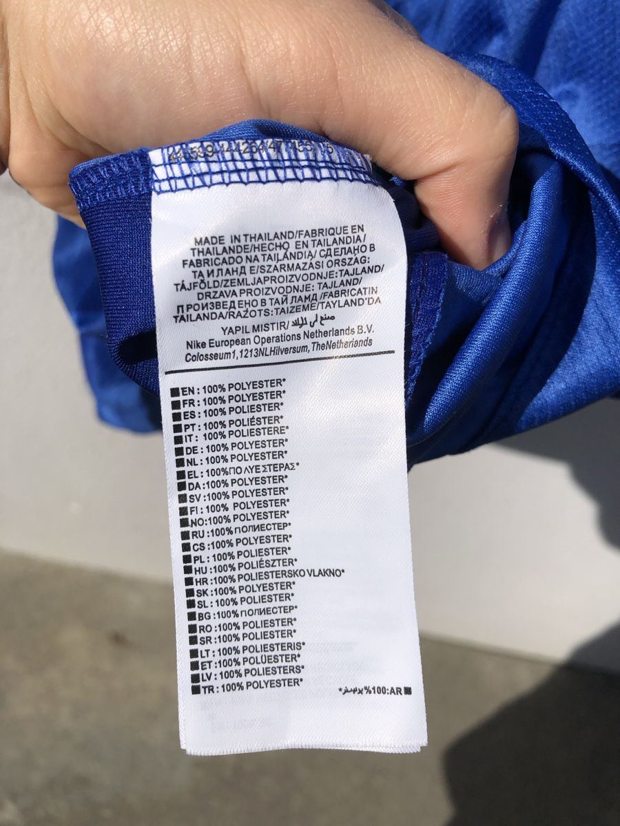 Nike Leibchen & Hosen: Chelsea Jersey – Gebraucht aus Fribourg von ann_l9b7 8