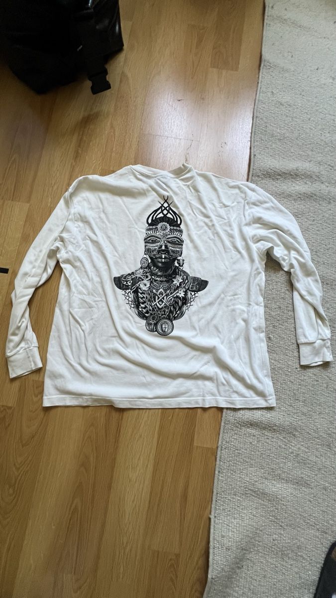 T-shirt: Daily Paper Longsleeve M – Usato da Zürich venduto da 8047 2
