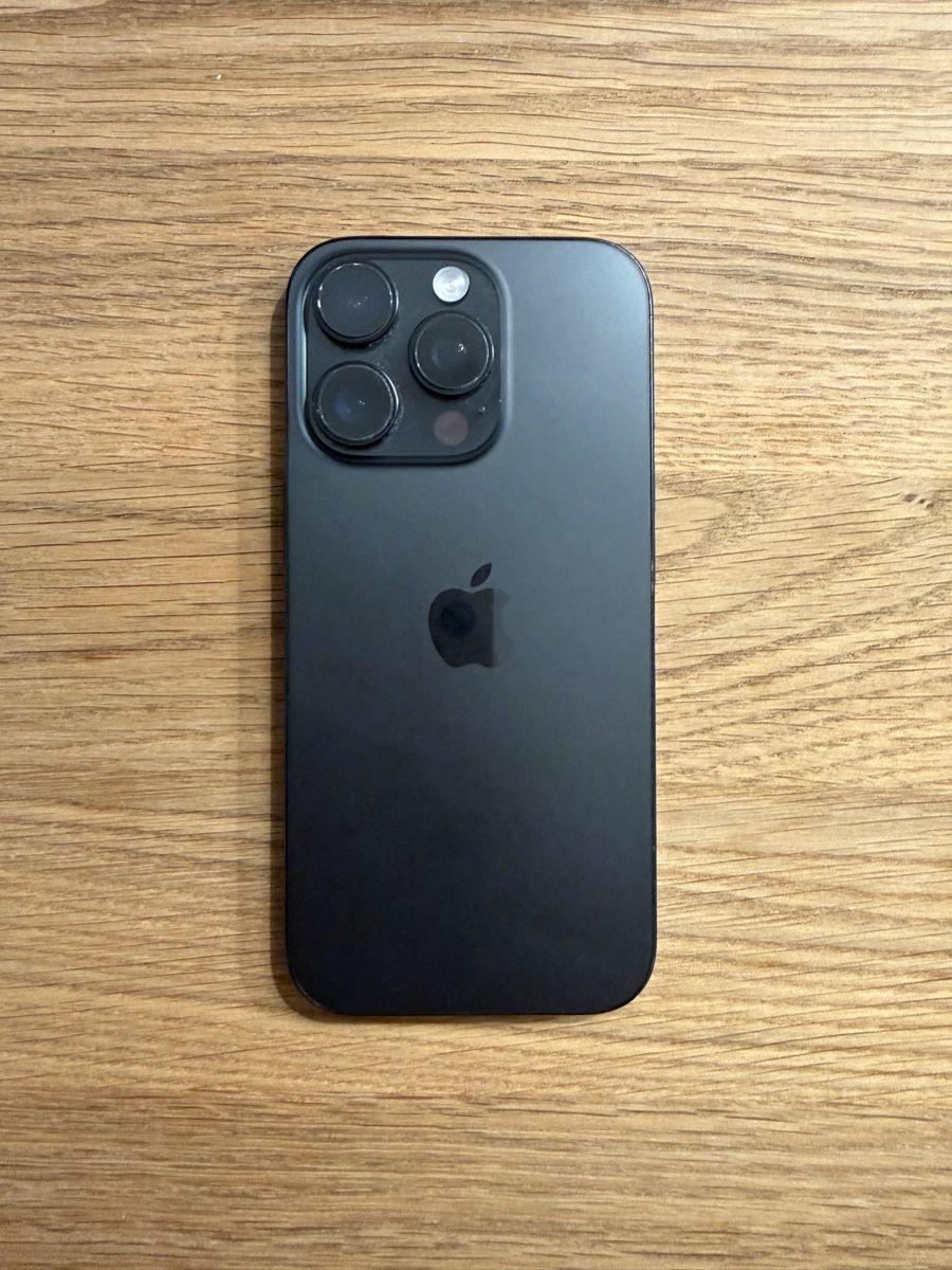 Apple Telefoni cellulari / Smartphones: Iphone 16 pro, 256 gb – Usato da Näfels venduto da noinoi.xx 1