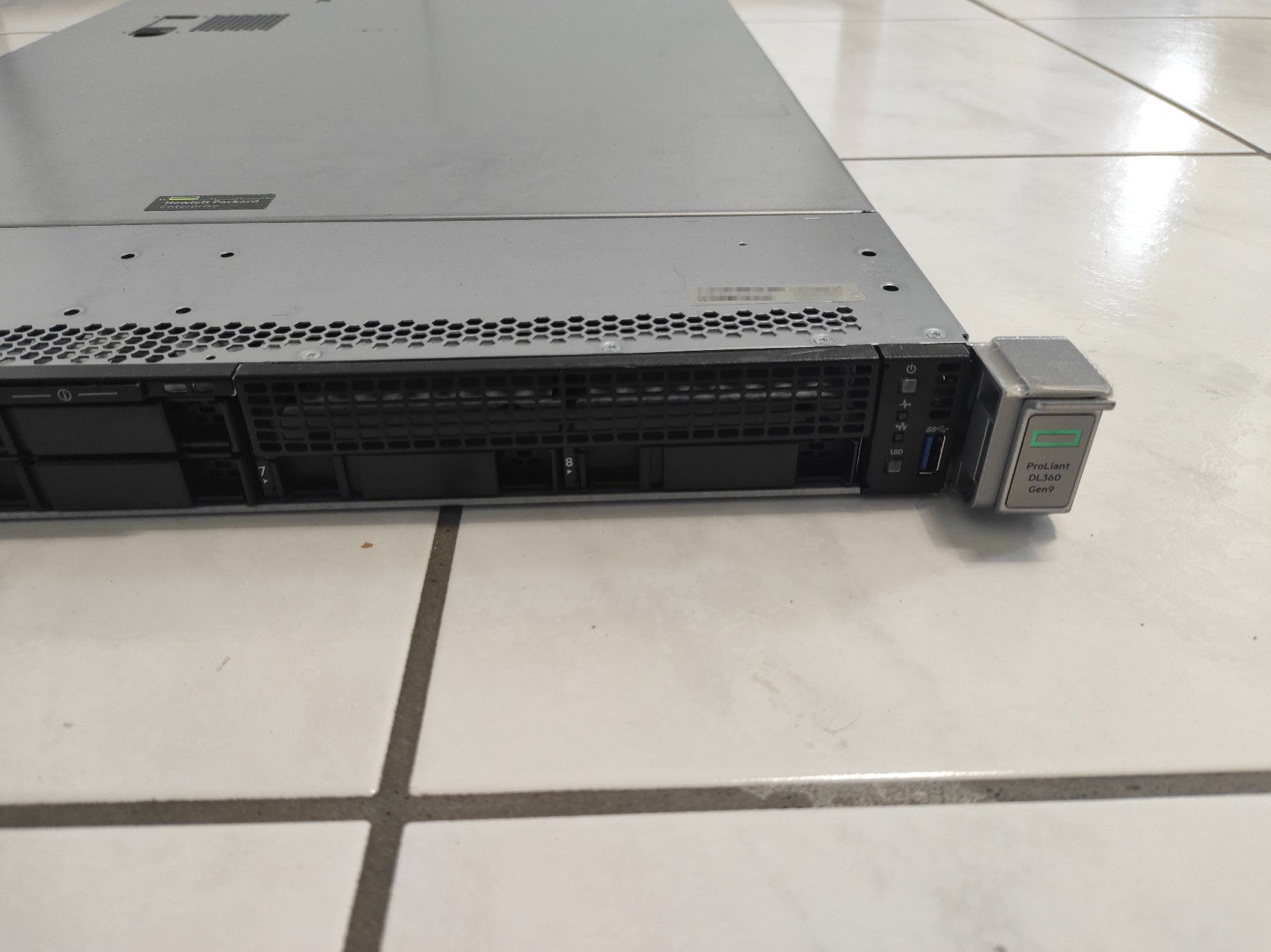 Hewlett Packard Server: HP ProLiant DL360 Gen9 SSF 2x Intel Xeon E5-2620 v4 RAID iLo – Usato da Waltenschwil venduto da paw_q7tf 1