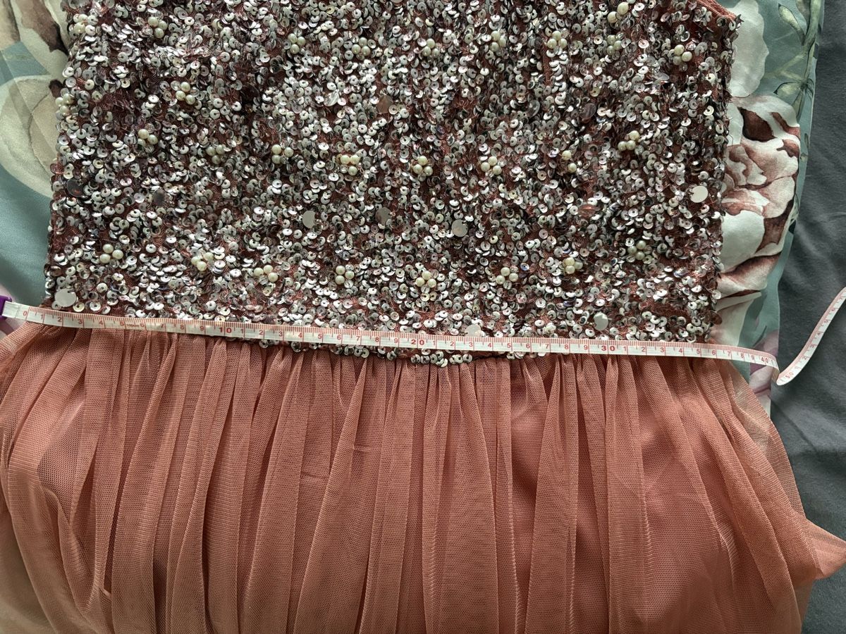 Vestiti: Festliches Kleid – Nuovo (secondo la descrizione) da Küssnacht am Rigi venduto da Wir-3 1