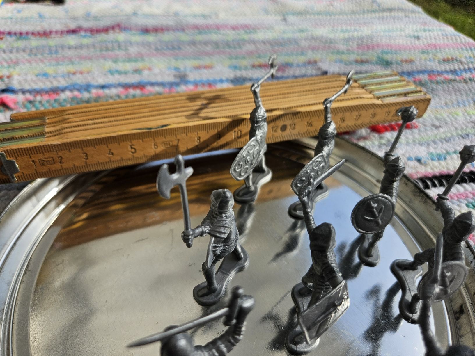 Statuette: 9 Ritterfiguren, Plastik – Usato da Wettingen venduto da Sk8ertomda 3