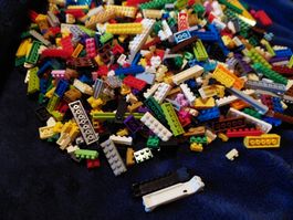 Mini Micro Briques de Constructions 2,390 Pièces environ.