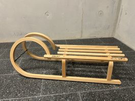 Holzschlitten