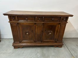 antiker italienischer Halbschrank Credenza Nussbaum 18. Jh.