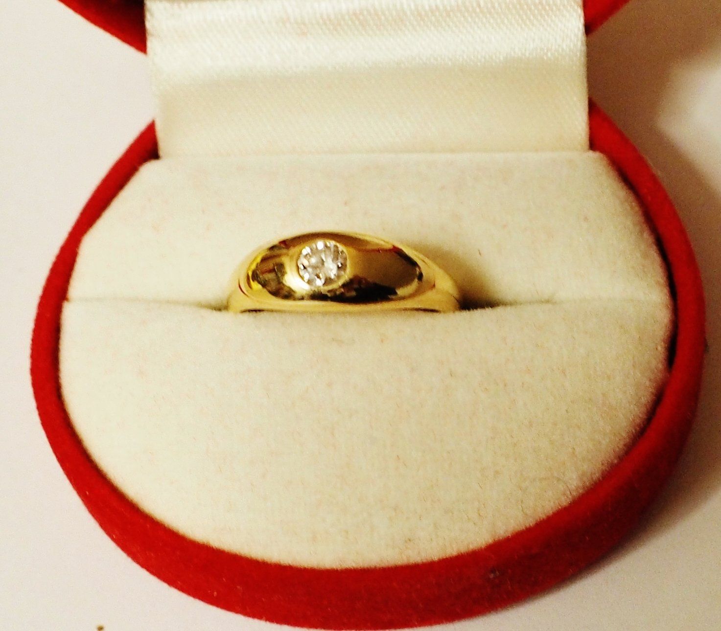 Anelli: Diamantring   in 750k Gelbgold – Usato da Trimbach venduto da Lasser1 2